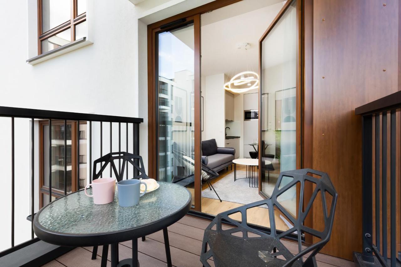 Apartments Browary Warszawskie By Noclegi Renters Warsaw Ngoại thất bức ảnh